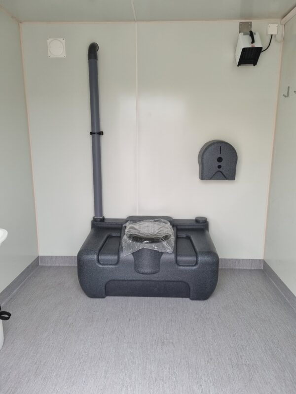 ISO Handikappkabin med tank Classic - Bild 2